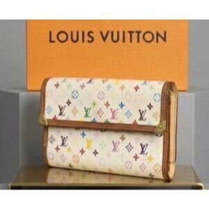 Authenticated Louis Vuitton X Takashi Murakami White and Multi Color Monogram Wa